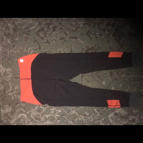 UO colorblocked high waist leggings - Picture 2 of 2